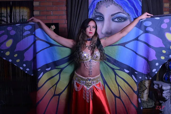 Crescent Moon Belly Dance Picture 2
