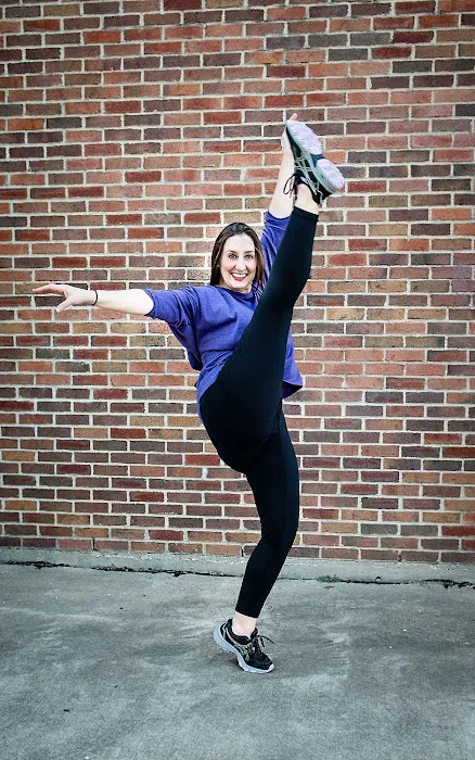 Dance Connection Picture 4