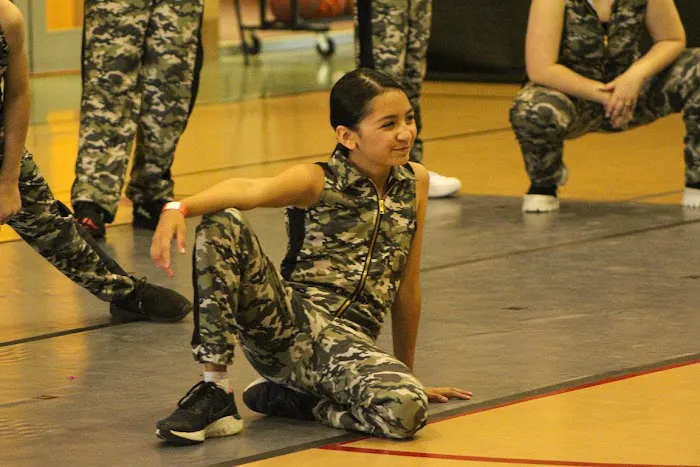 Ten Feet Tall Dance Studio Picture 4