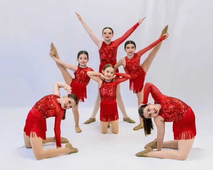 Ten Feet Tall Dance Studio Picture 7