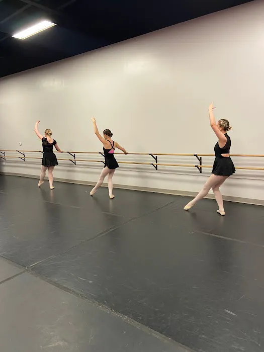 Keller's Grace of Dance Picture 2