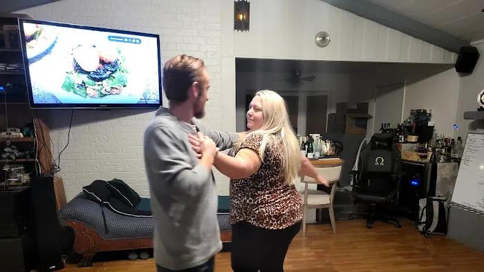 Daily Dance Services Picture 6