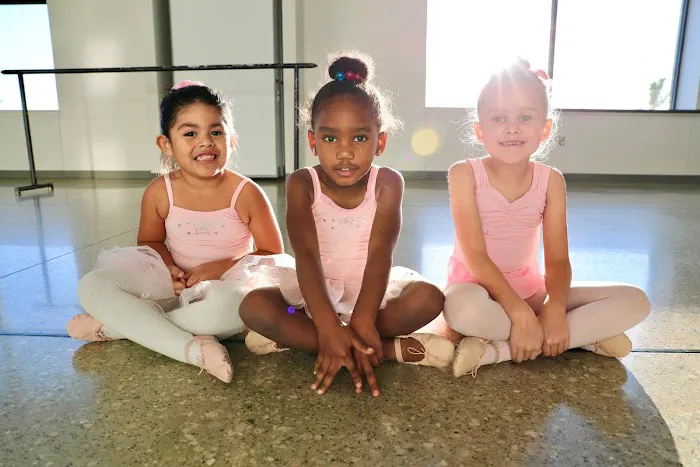 Cosmopolitan Dance Theatre Picture 3