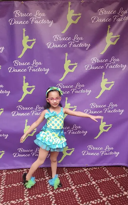 Bruce Lea Dance Factory Picture 3