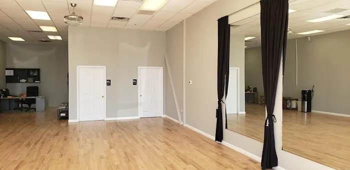 Fred Astaire Dance Studios Picture 6