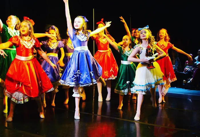 The Dance Movement Picture 5