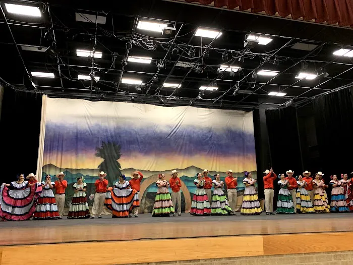 Compañia Folklorica Mexico Lindo FW Picture 9