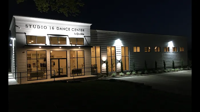 Studio 16 Dance Center by Karie Horton Picture 3
