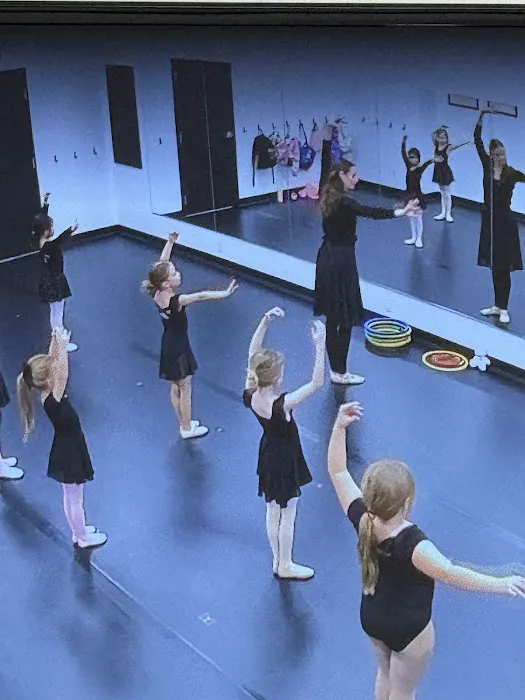 Raise the Barre Dance Academy Picture 5