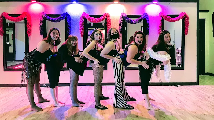 Head Over Heels Pole & Aerial Studio Picture 7