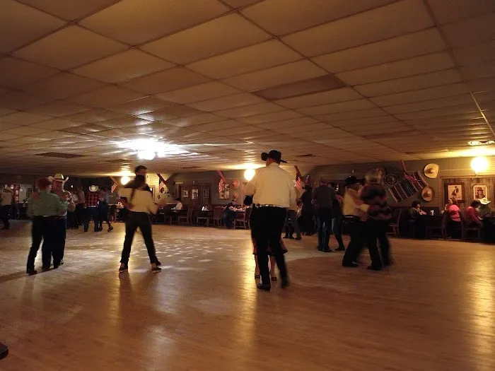 Alice's Dance Hall Picture 3