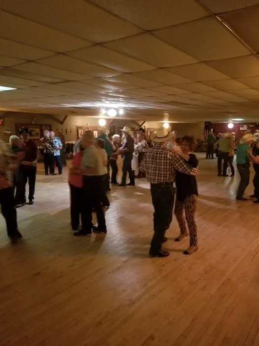 Alice's Dance Hall Picture 2