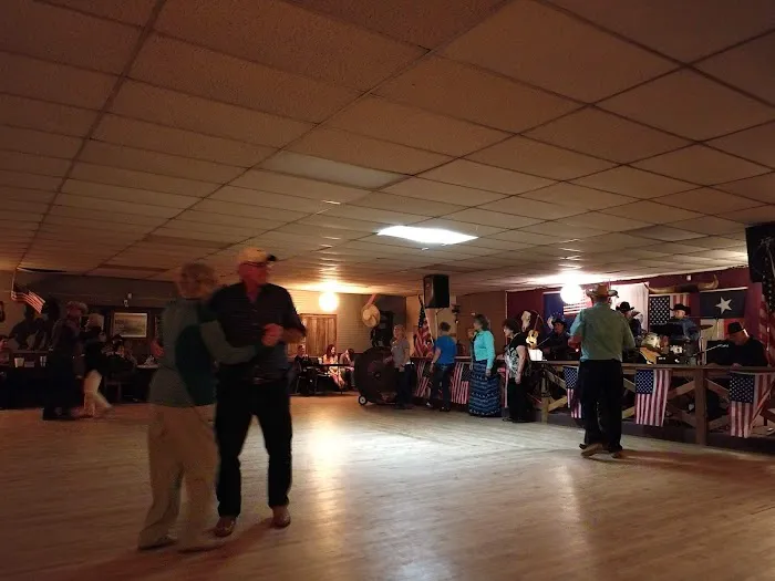 Alice's Dance Hall Picture 1