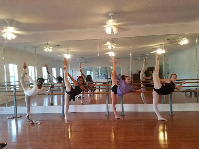 The Martelly School of Ballet and Modern Dance ---- Marshall Ballet Theatre Picture 5