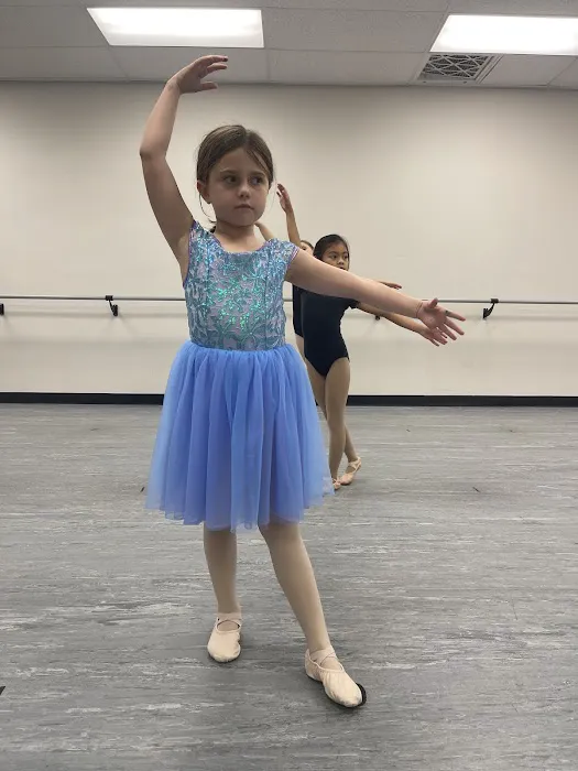Red Door Dance Academy Picture 1