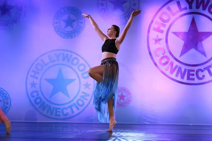 Gravity Dance Picture 10