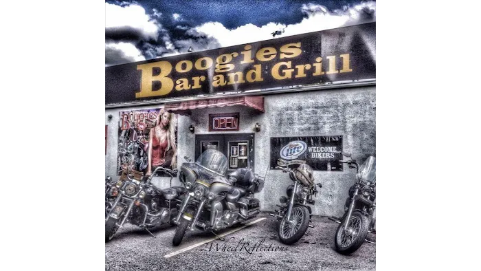 Boogies Bar & Grill Picture 10