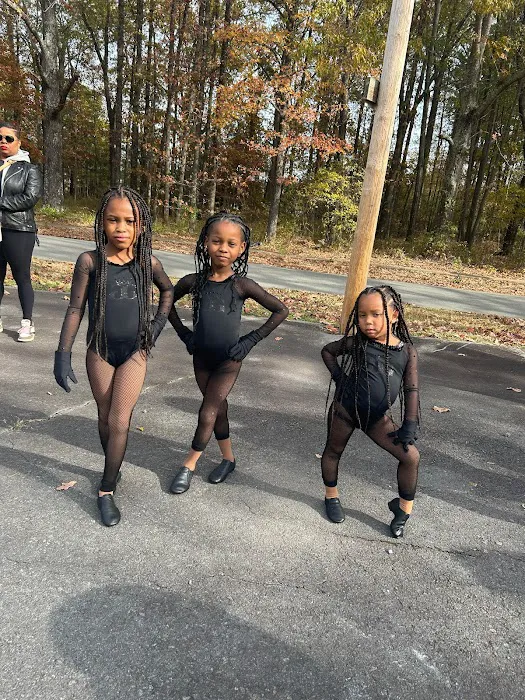 Gold N' Glitz Dance Company Picture 1