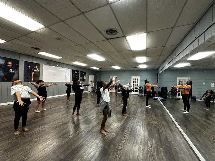Gold N' Glitz Dance Company Picture 5