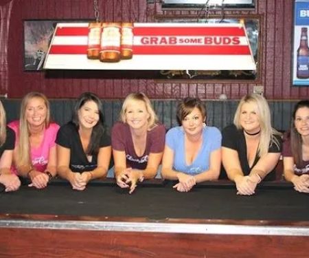 Jimmy Ray's Karaoke and Dance Club