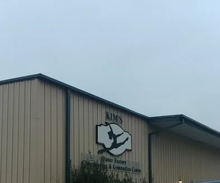 Kim's Dance Factory Cheer