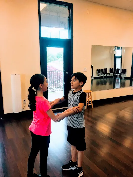 Volta Dance Studio Picture 5