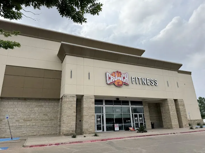 Crunch Fitness - Frisco Picture 1