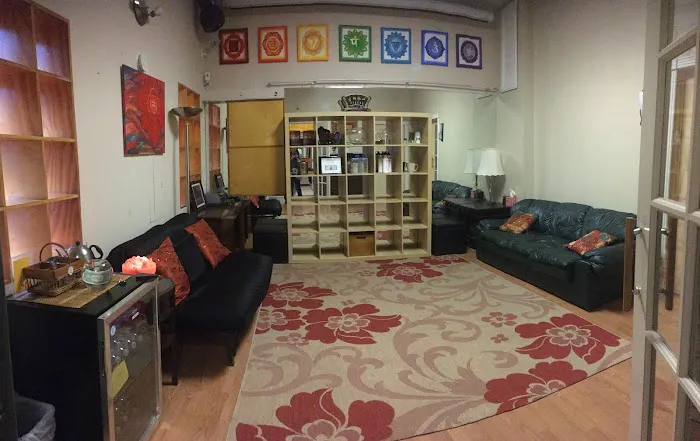 Studio NiaMoves Picture 3