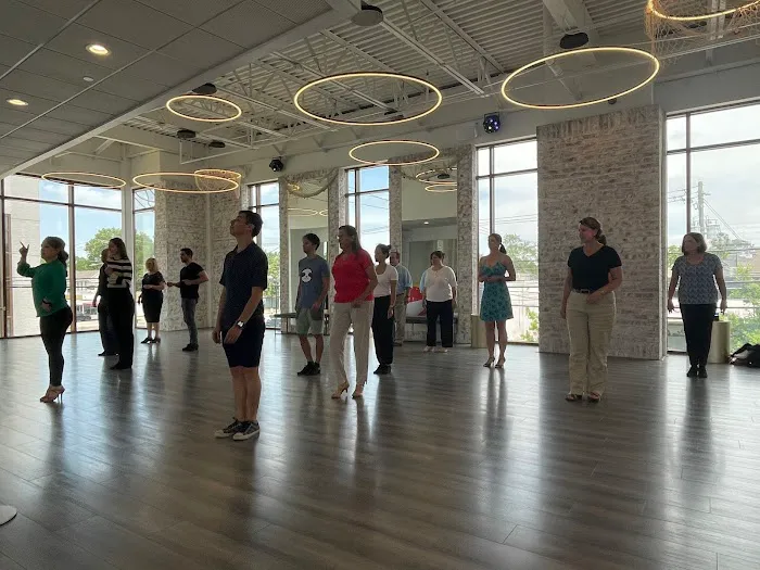 Fred Astaire Dance Studios Picture 2