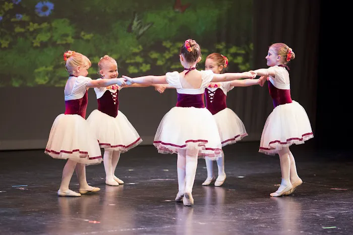 River Oaks Dance Picture 9