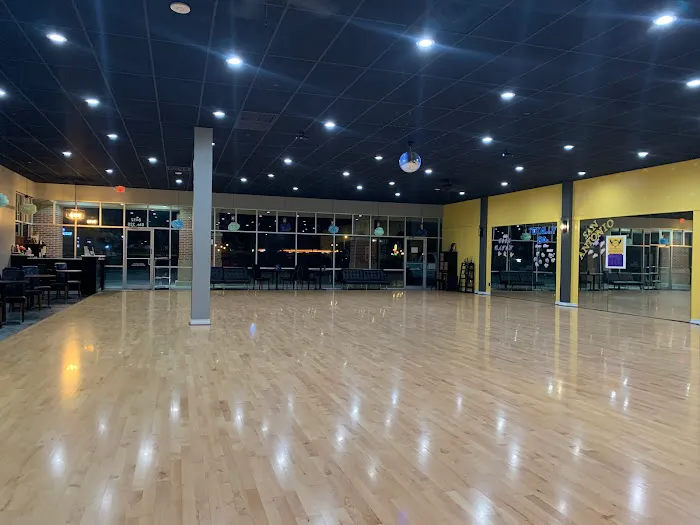 Memorial Dancesport Ballroom Picture 6