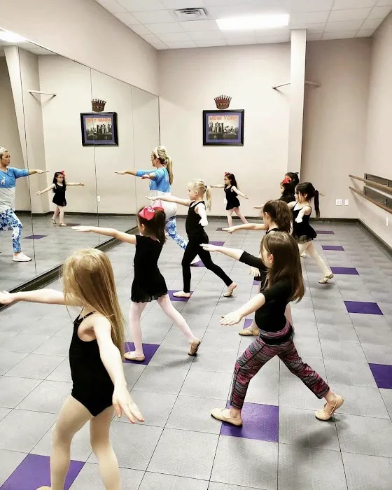 Revels Performing Arts Center LLC Picture 9