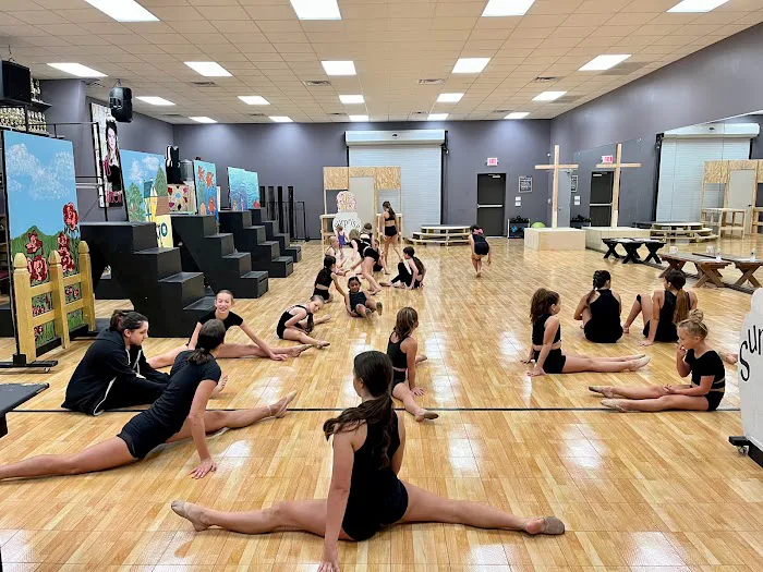 Revels Performing Arts Center LLC Picture 5