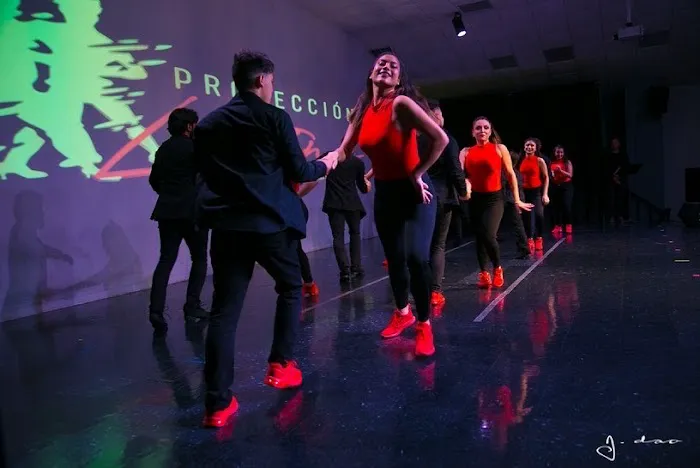 MxT Dance Studio Picture 6
