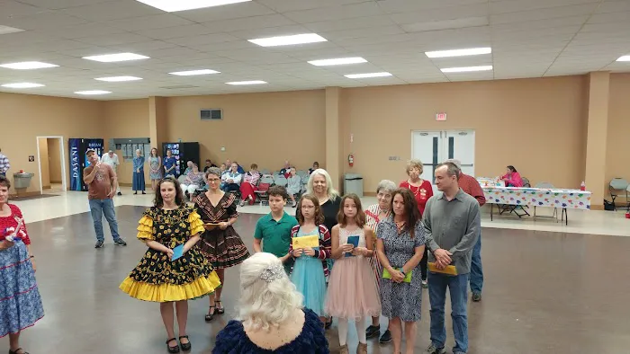 Hanger Square Dance Club Picture 5