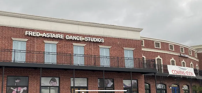 Fred Astaire Dance Studios - Lake Houston Picture 1