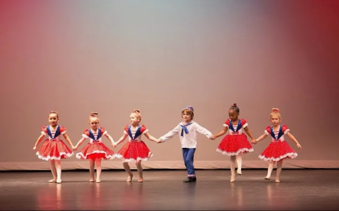 Revolution Dance Center Picture 5