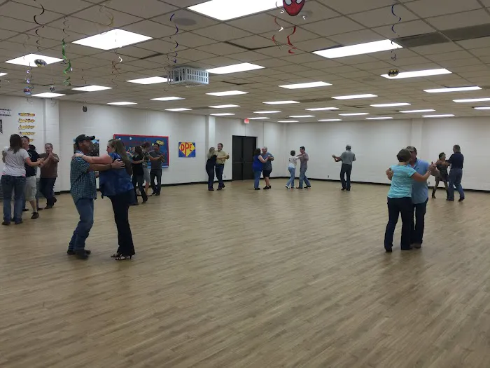 Amazing Dance Studio Picture 7