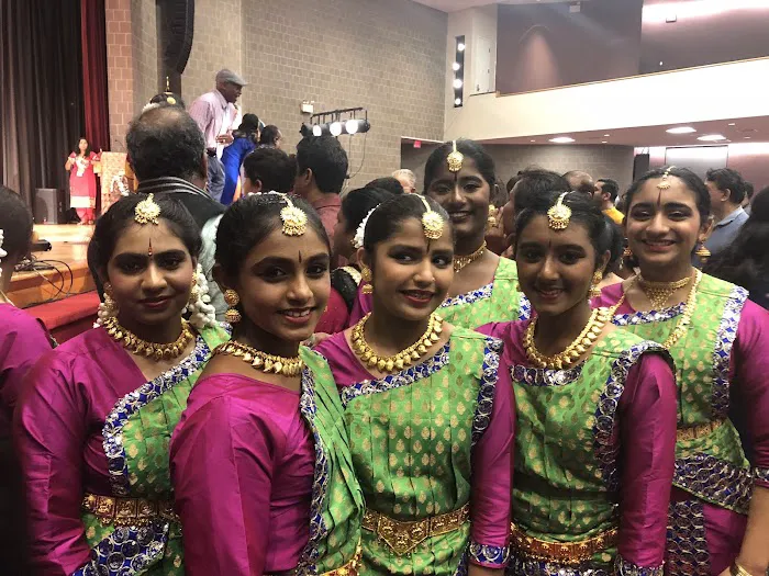 Sreepadam Performing Arts and Cultural Education (Divyaa Unni) Picture 2