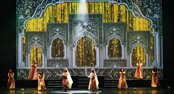 Bollywood Naach Dance Institute Picture 2
