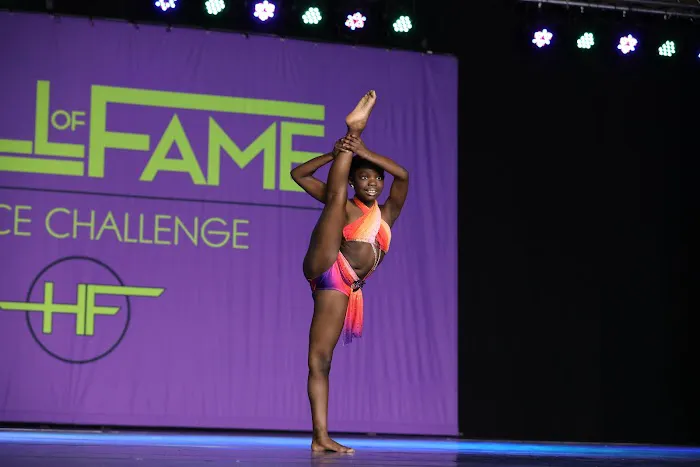 En Pointe Dance Academy Picture 9