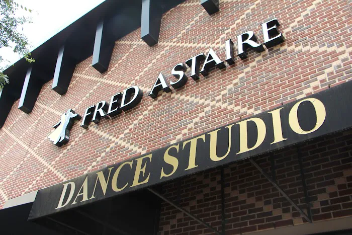 Fred Astaire Dance Studios - Sugarland Picture 1