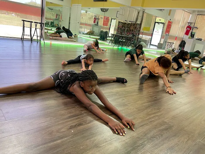 The Rush Dance Studio Picture 5