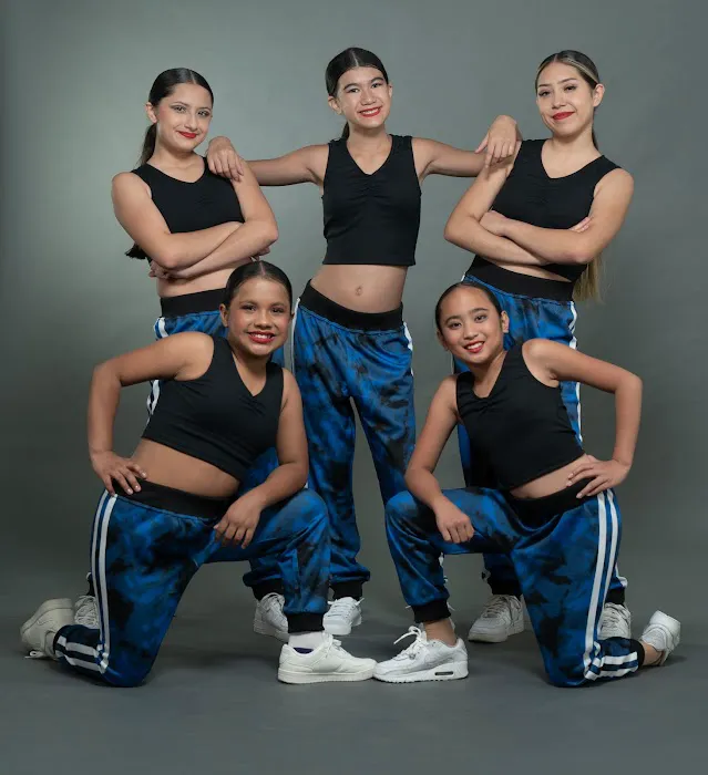 DISTRCT ARTS Dance Collective TEXAS Picture 1