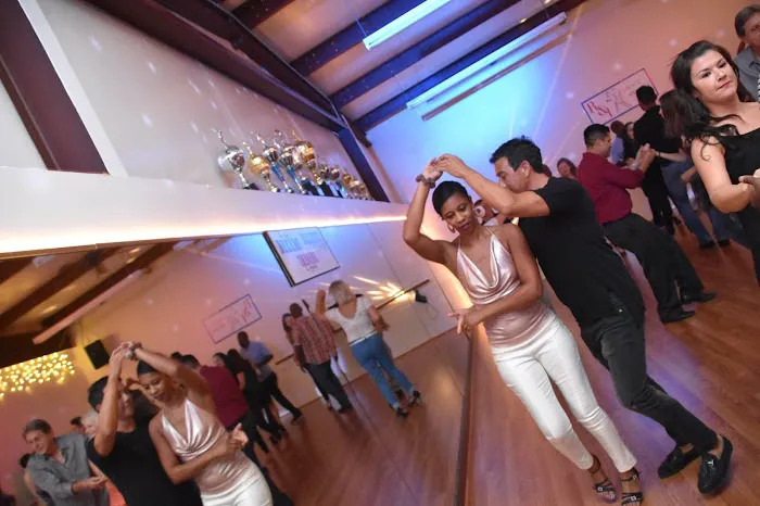 R & I Dance Studio Picture 2