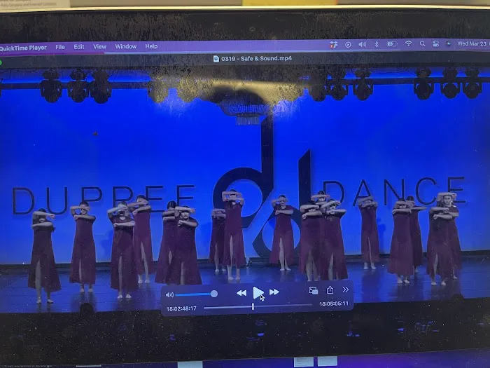 Living Lines Dance Center Picture 1