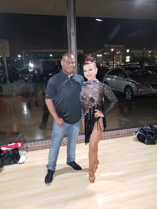 SALSA IN KATY Picture 4