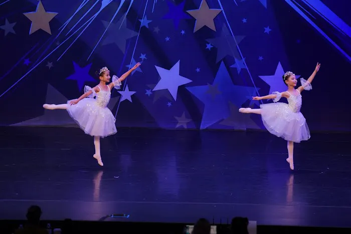 Etoile Dance Academy Picture 7