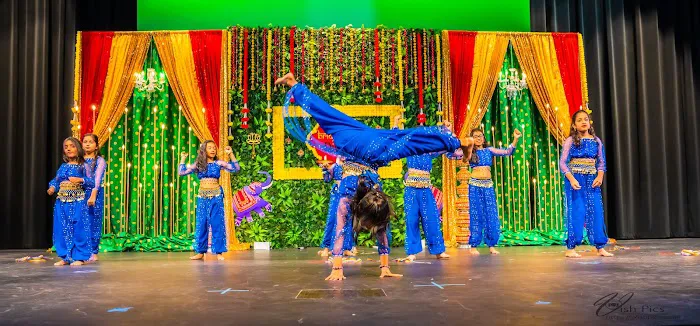 KHUSHBOO PERFORMING ART Picture 10