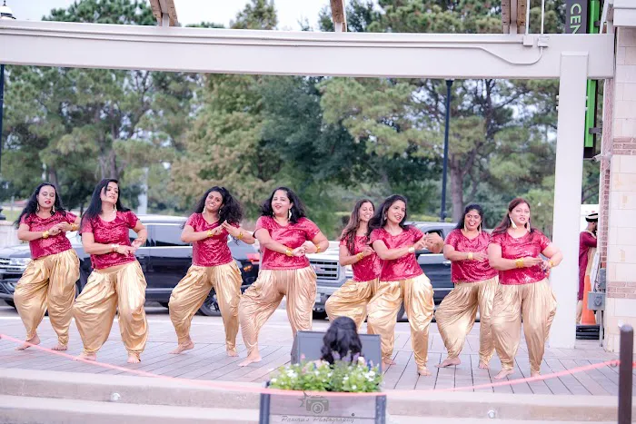 Bollywood Dancing Stars Picture 7